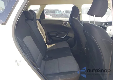 2020 Kia Soul S z USA, uszkodzony, nr VIN KNDJ23AU9L7005176